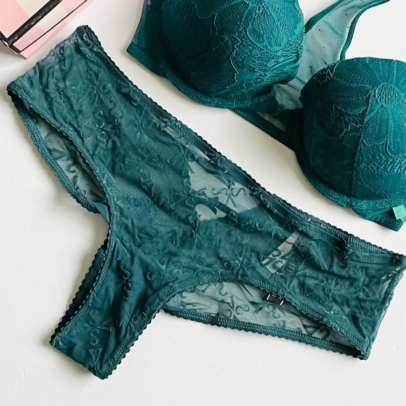 32D MEDIUM Victoria’s Secret green bra set - Picture 4 of 8